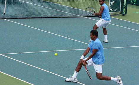 Quatre bonnes raisons de jouer en double au tennis