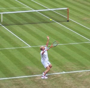 service lifté d' Agassi