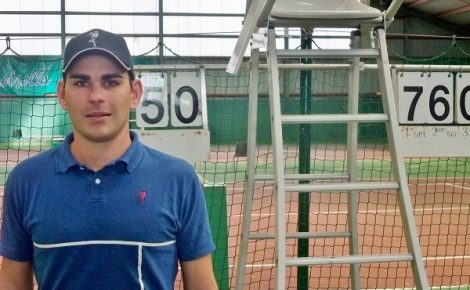 Arnaud Raison, coach de tennis et cofondateur de la marque 5 sets