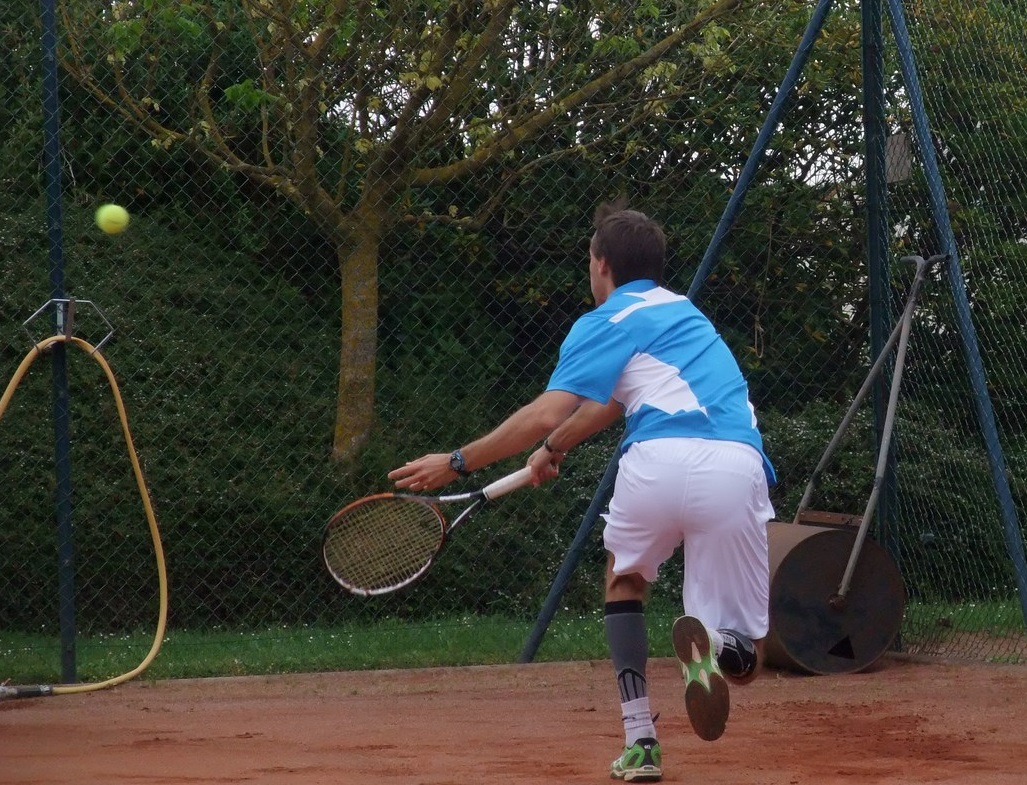 même les meilleurs remettent la balle simplement quand ils sont débordés © Vincent Bonnin