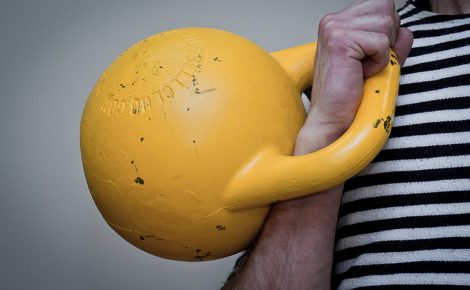 les Kettlebells au service du renforcement musculaire de votre tennis par Daniel Van Craenenbroek