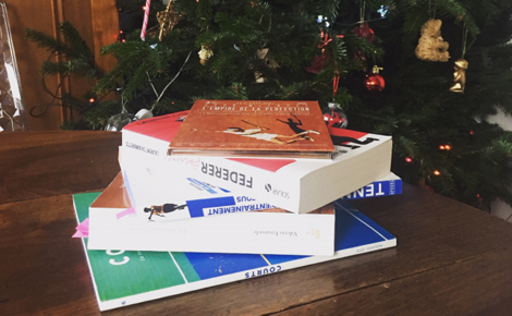 Qu&rsquo;offrir à un fan de tennis à Noël (tennis et culture 2019) ?