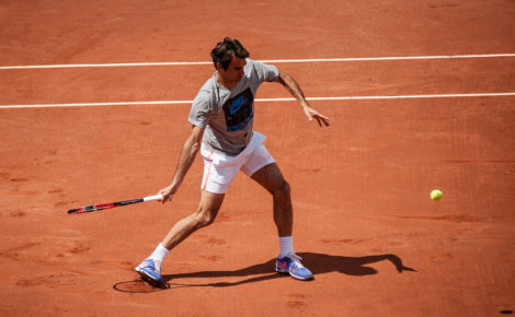 Progresser au tennis après 40 ans, par où commencer